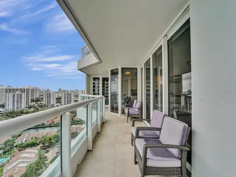 21055 Yacht Club Drive Aventura FL 33180