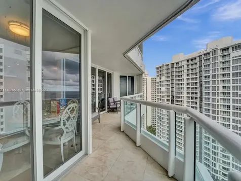21055 Yacht Club Drive Aventura FL 33180