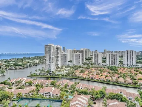 21055 Yacht Club Drive Aventura FL 33180