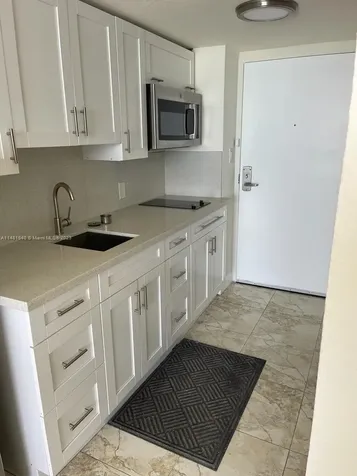 19201 Collins Avenue Sunny Isles Beach FL 33160