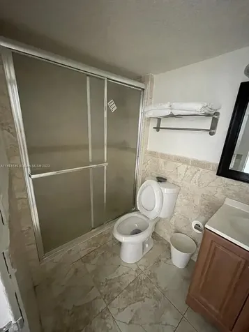 19201 Collins Avenue Sunny Isles Beach FL 33160