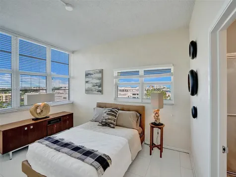 500 SE 21st Avenue Deerfield Beach FL 33441