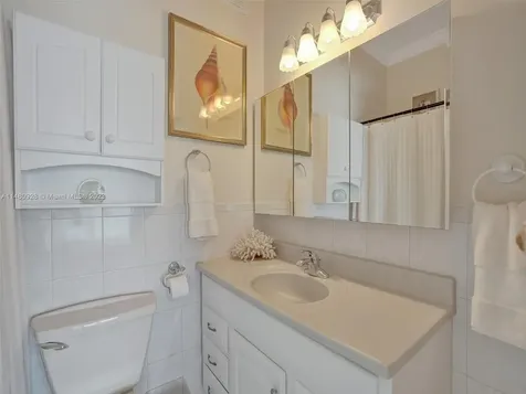 500 SE 21st Avenue Deerfield Beach FL 33441