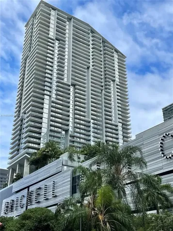 88 SW 7th Street Miami FL 33130