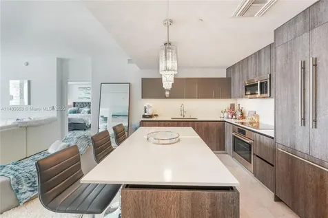 88 SW 7th Street Miami FL 33130