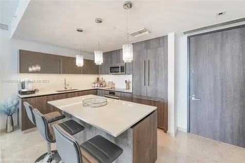 88 SW 7th Street Miami FL 33130