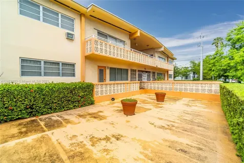 1050 Pennsylvania Avenue Miami Beach FL 33139