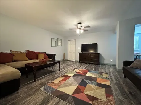 353 Virginia Street Hollywood FL 33019