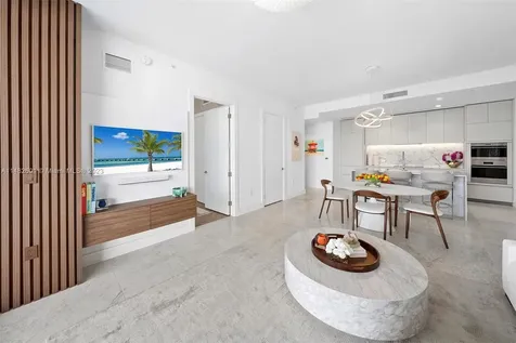 5775 Collins Avenue Miami Beach FL 33140