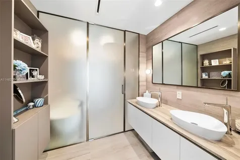 5775 Collins Avenue Miami Beach FL 33140