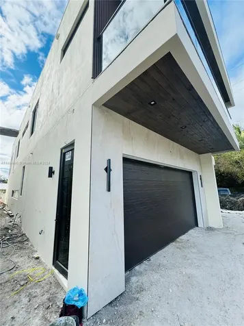 461 NE 17th Way Fort Lauderdale FL 33301