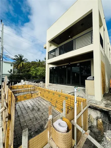 461 NE 17th Way Fort Lauderdale FL 33301