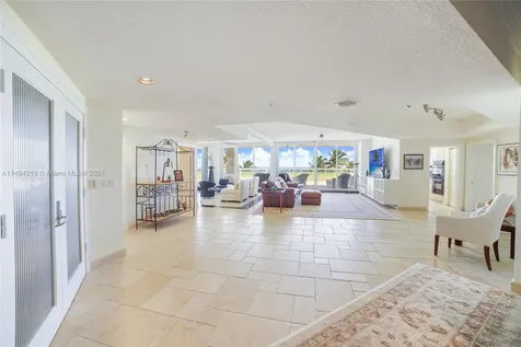 6051 N Ocean Drive Hollywood FL 33019