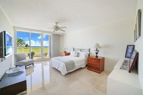 6051 N Ocean Drive Hollywood FL 33019