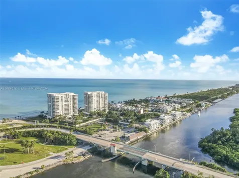 6051 N Ocean Drive Hollywood FL 33019