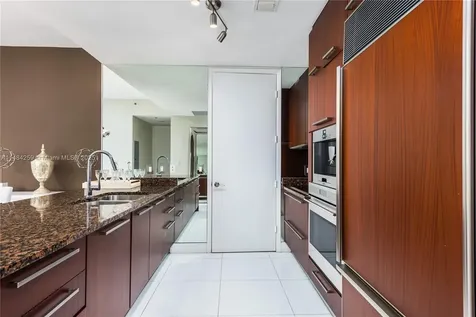 15811 Collins Avenue Sunny Isles Beach FL 33160