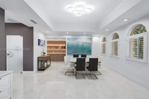 6145 Paradise Point Drive Palmetto Bay FL 33157