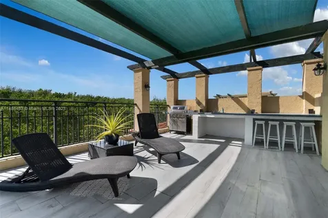 6145 Paradise Point Drive Palmetto Bay FL 33157