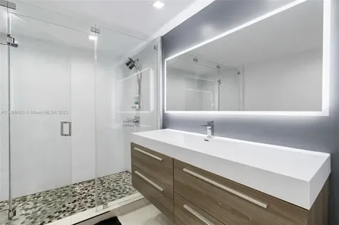 6145 Paradise Point Drive Palmetto Bay FL 33157
