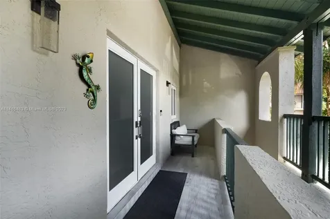 6145 Paradise Point Drive Palmetto Bay FL 33157
