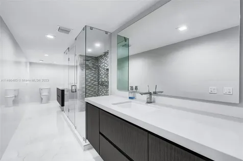 6145 Paradise Point Drive Palmetto Bay FL 33157