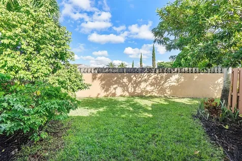 974 NW 79th Terrace Plantation FL 33324