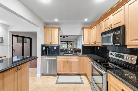 974 NW 79th Terrace Plantation FL 33324