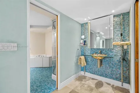 615 Ocean Drive Key Biscayne FL 33149
