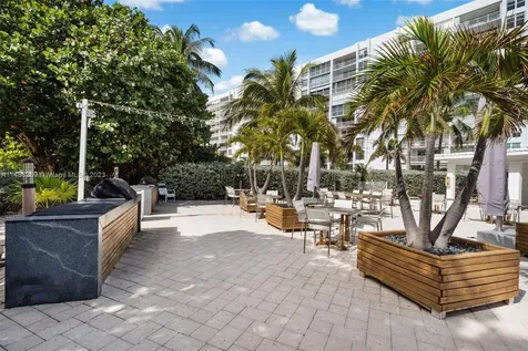 615 Ocean Drive Key Biscayne FL 33149