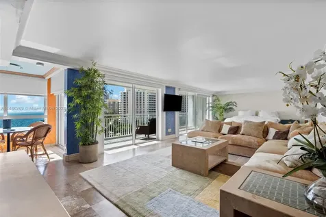 615 Ocean Drive Key Biscayne FL 33149