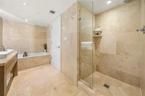 102 24th Street Miami Beach FL 33139