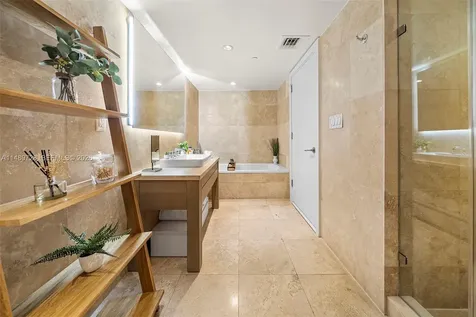 102 24th Street Miami Beach FL 33139