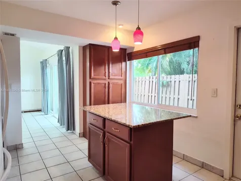 7083 W Sunrise Boulevard Plantation FL 33313