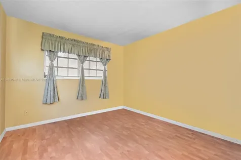 19721 SW 79th Place Cutler Bay FL 33189