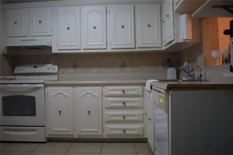 3940 NW 42nd Avenue Lauderdale Lakes FL 33319