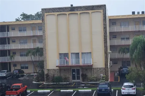 3940 NW 42nd Avenue Lauderdale Lakes FL 33319