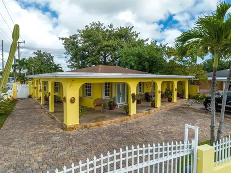 901 E 32nd Street Hialeah FL 33013