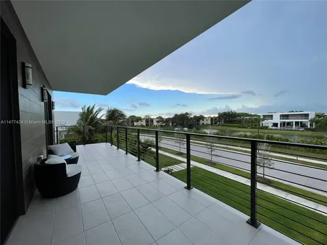 16519 N Botaniko Drive N Weston FL 33326