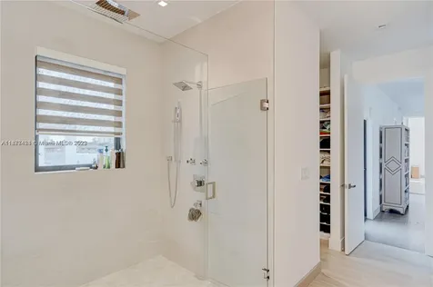 16519 N Botaniko Drive N Weston FL 33326
