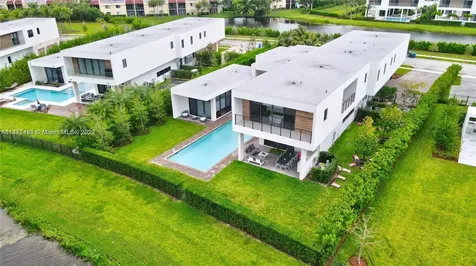 16519 N Botaniko Drive N Weston FL 33326
