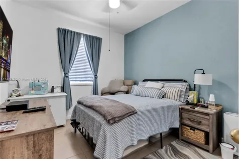 22180 SW 93rd Place Cutler Bay FL 33190