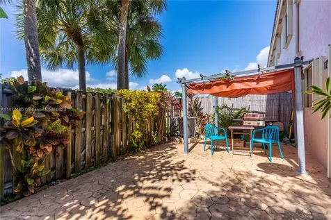 22180 SW 93rd Place Cutler Bay FL 33190