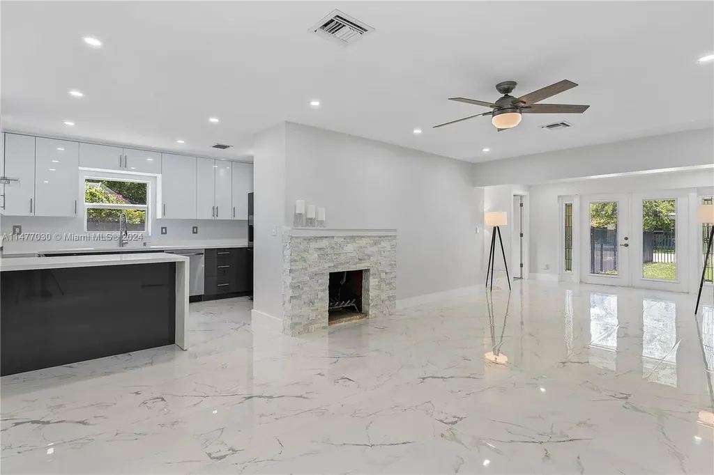 1732 SW 13th Court Fort Lauderdale FL 33312