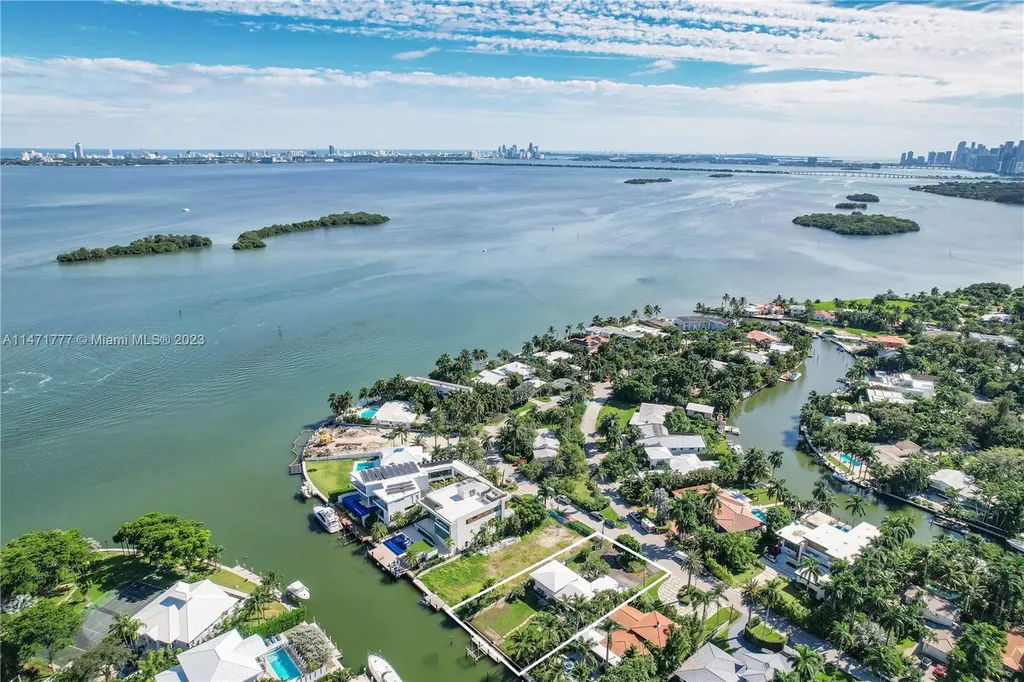 1075 Belle Meade Island Drive Miami FL 33138
