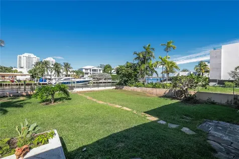 1075 Belle Meade Island Drive Miami FL 33138