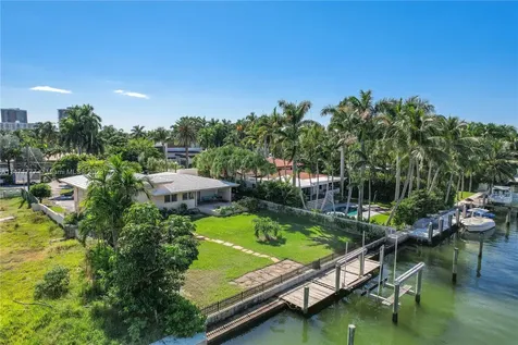 1075 Belle Meade Island Drive Miami FL 33138