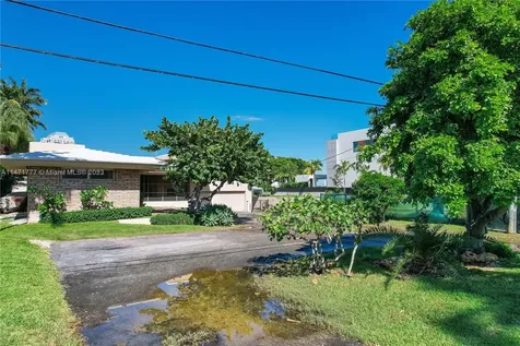 1075 Belle Meade Island Drive Miami FL 33138