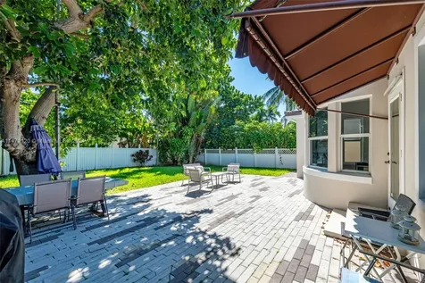 8875 Abbott Avenue Surfside FL 33154