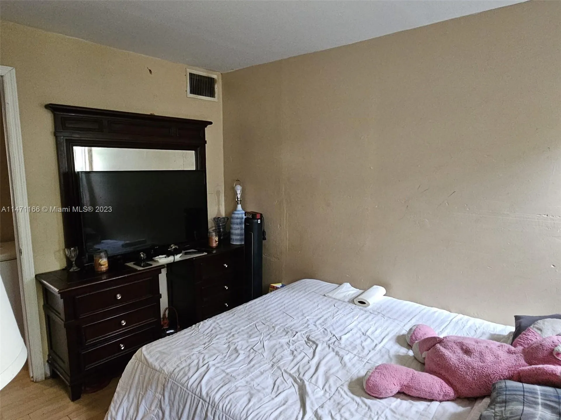 1817 NW 25th Avenue Fort Lauderdale FL 33311