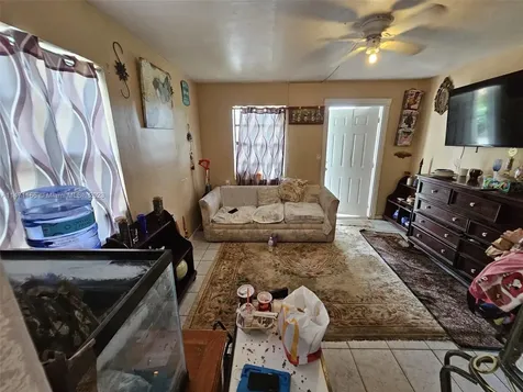 1817 NW 25th Avenue Fort Lauderdale FL 33311